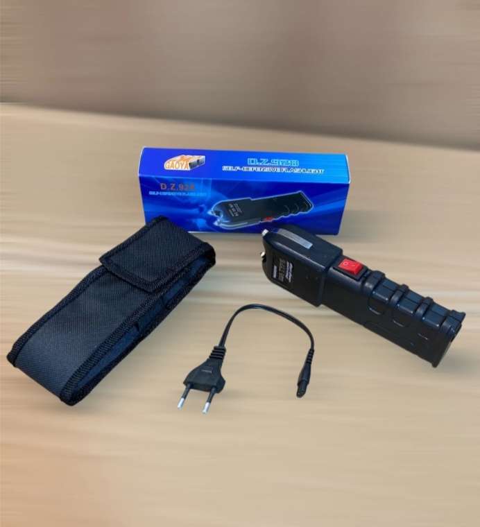 980,000 Volt-Stun Gun (928 Type) with Flashlight⚡💥_img_3