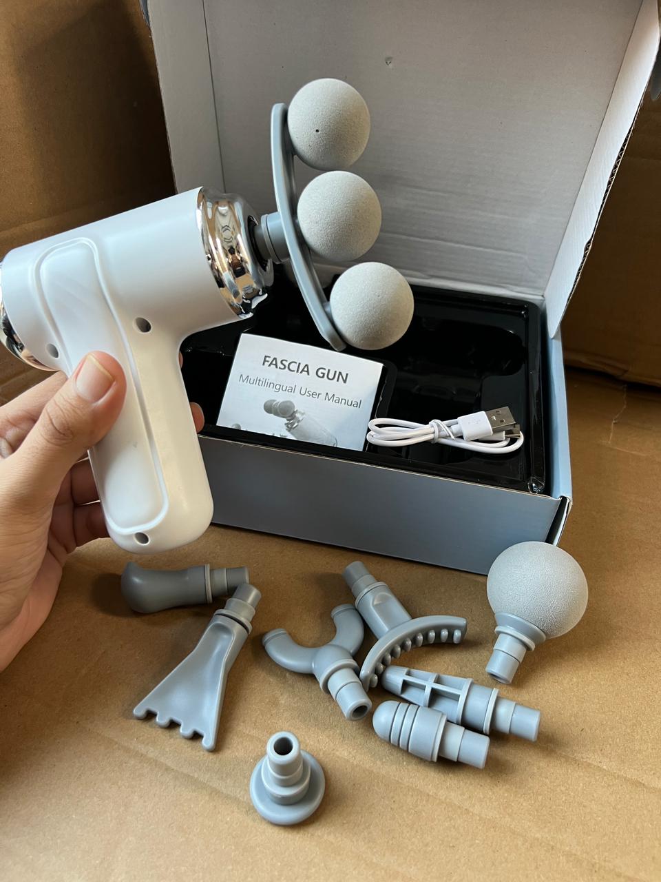 9 head deep tissue facial massage gun (Flashsale Offer Price💥💯)_img_5