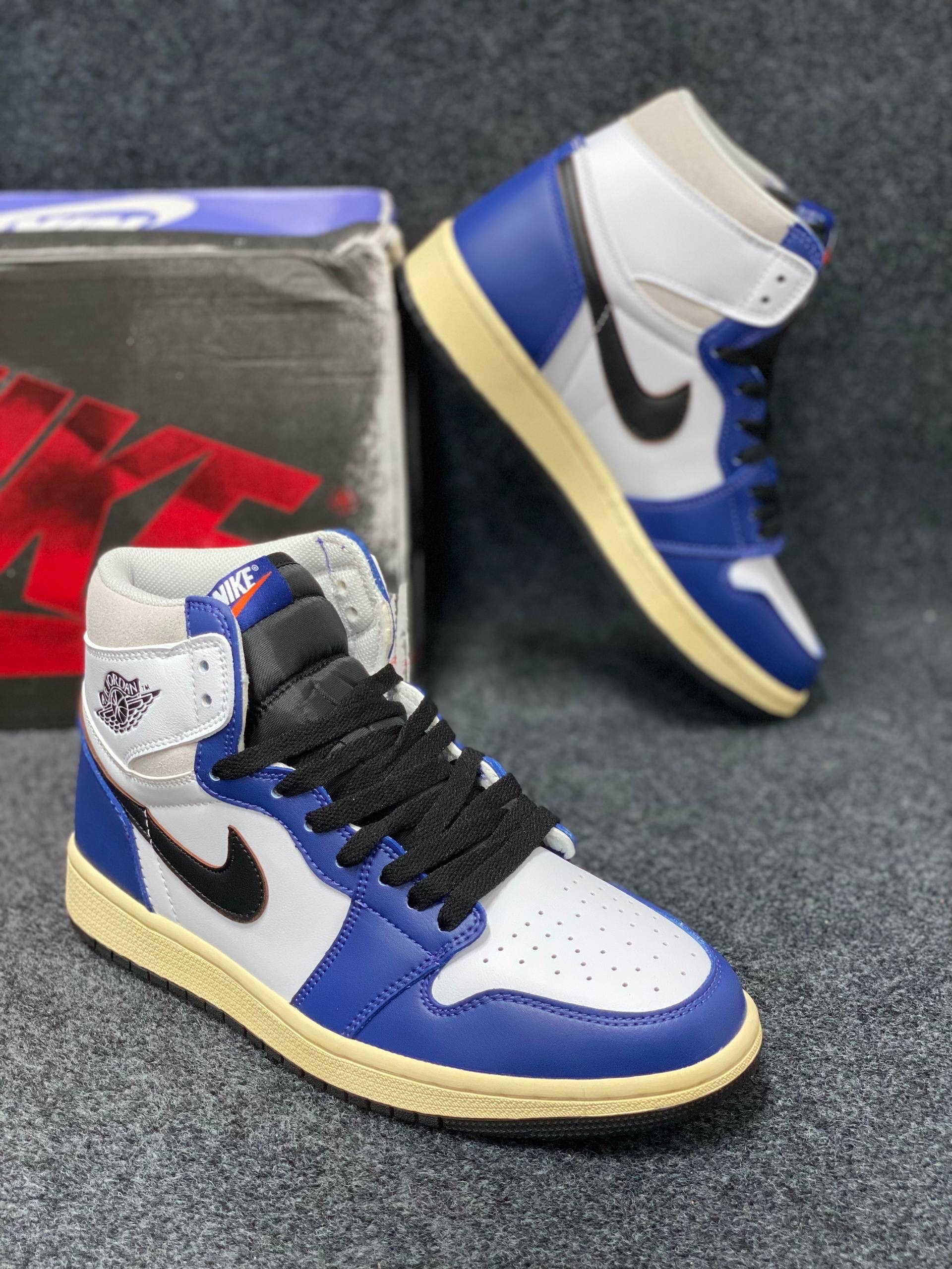 Air Jordan 1 Retro High OG 'Rare Air': "Deep Royal Blue" thumbnail 7