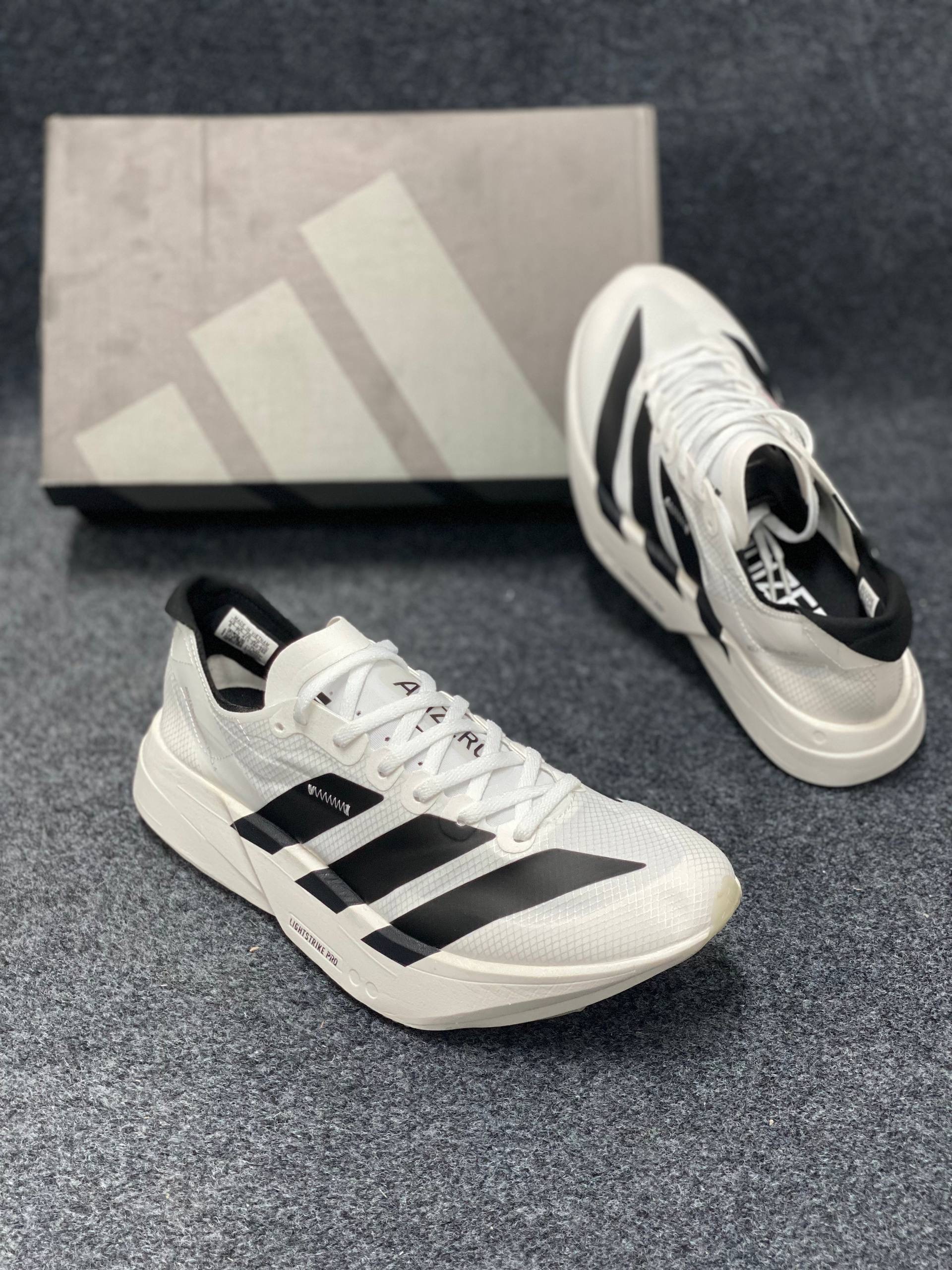 Adidas Adizero Adios Pro Evo 1 : "white and black" (1:1)
