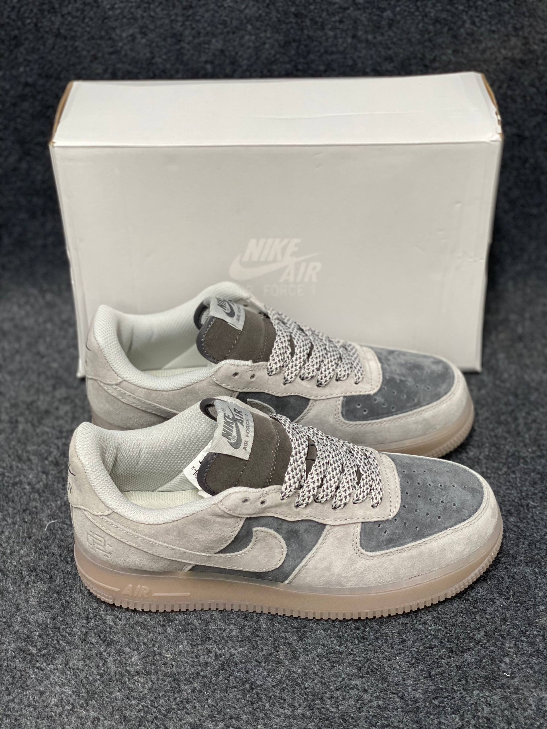Air Force 1 Low x Reigning Champ: "light grey"