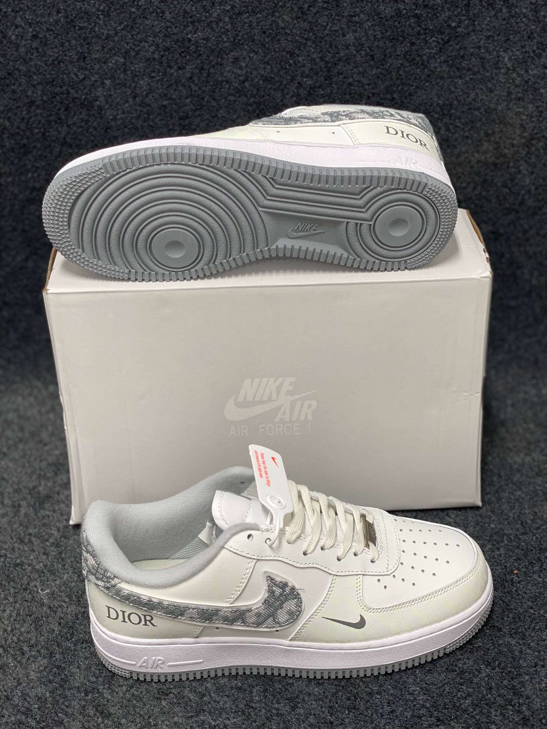 Air Force 1 X Dior: " White and Grey (1:1) thumbnail 7