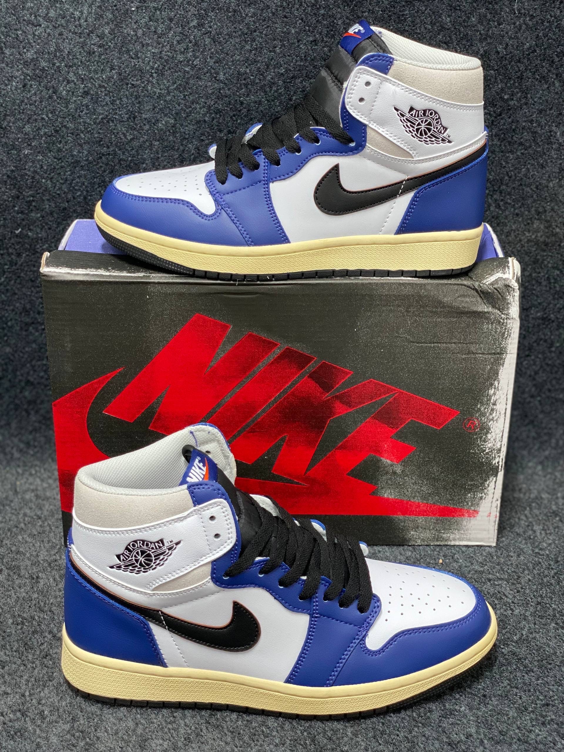Air Jordan 1 Retro High OG 'Rare Air': "Deep Royal Blue" thumbnail 8