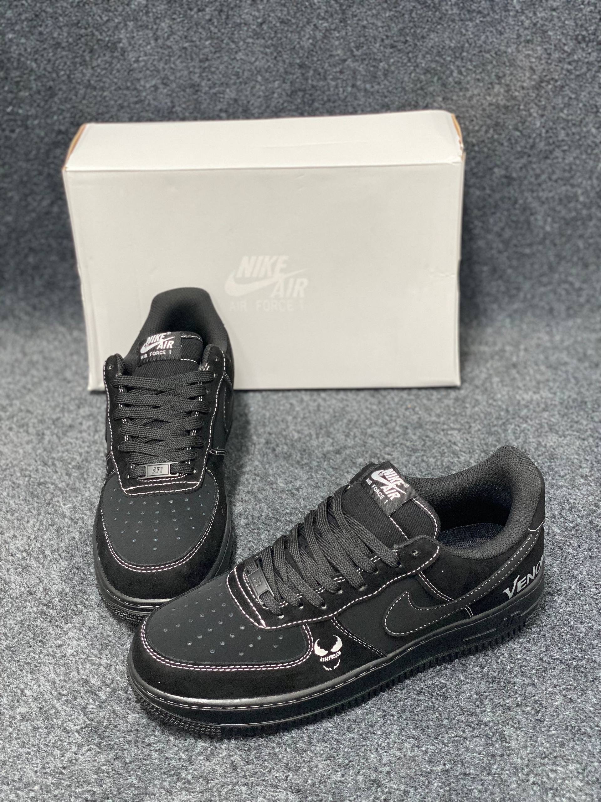 Air Force 1 "Venom" (1:1) thumbnail 5