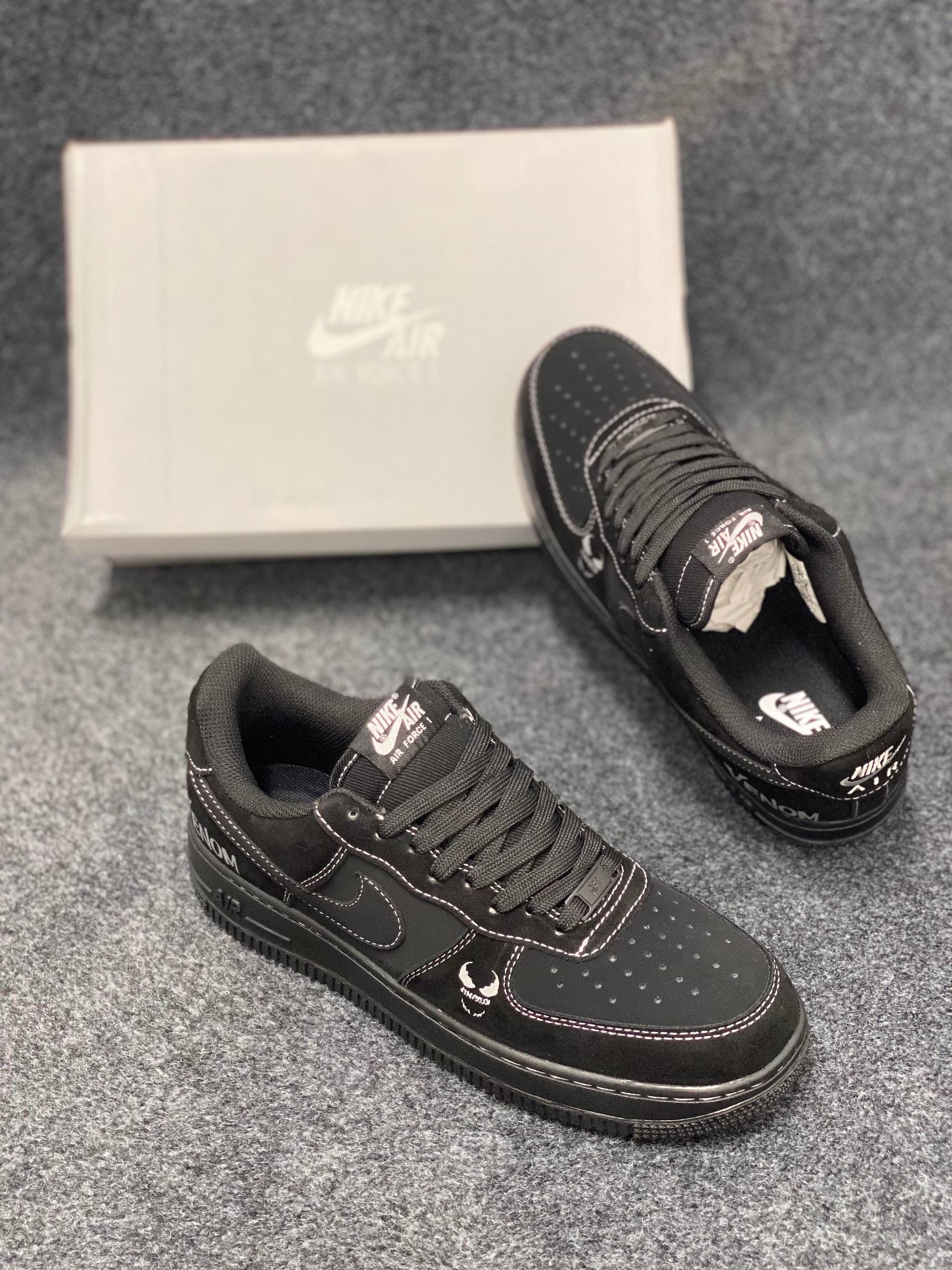 Air Force 1 "Venom" (1:1) thumbnail 9