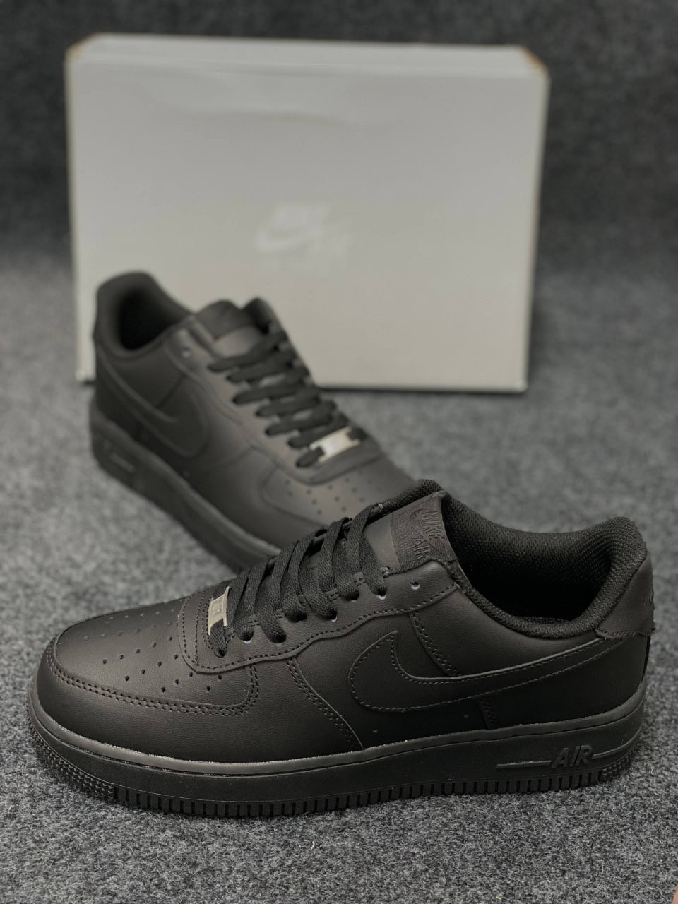 Air Force 1 '07 Low: "triple-black" (1:1) thumbnail 3