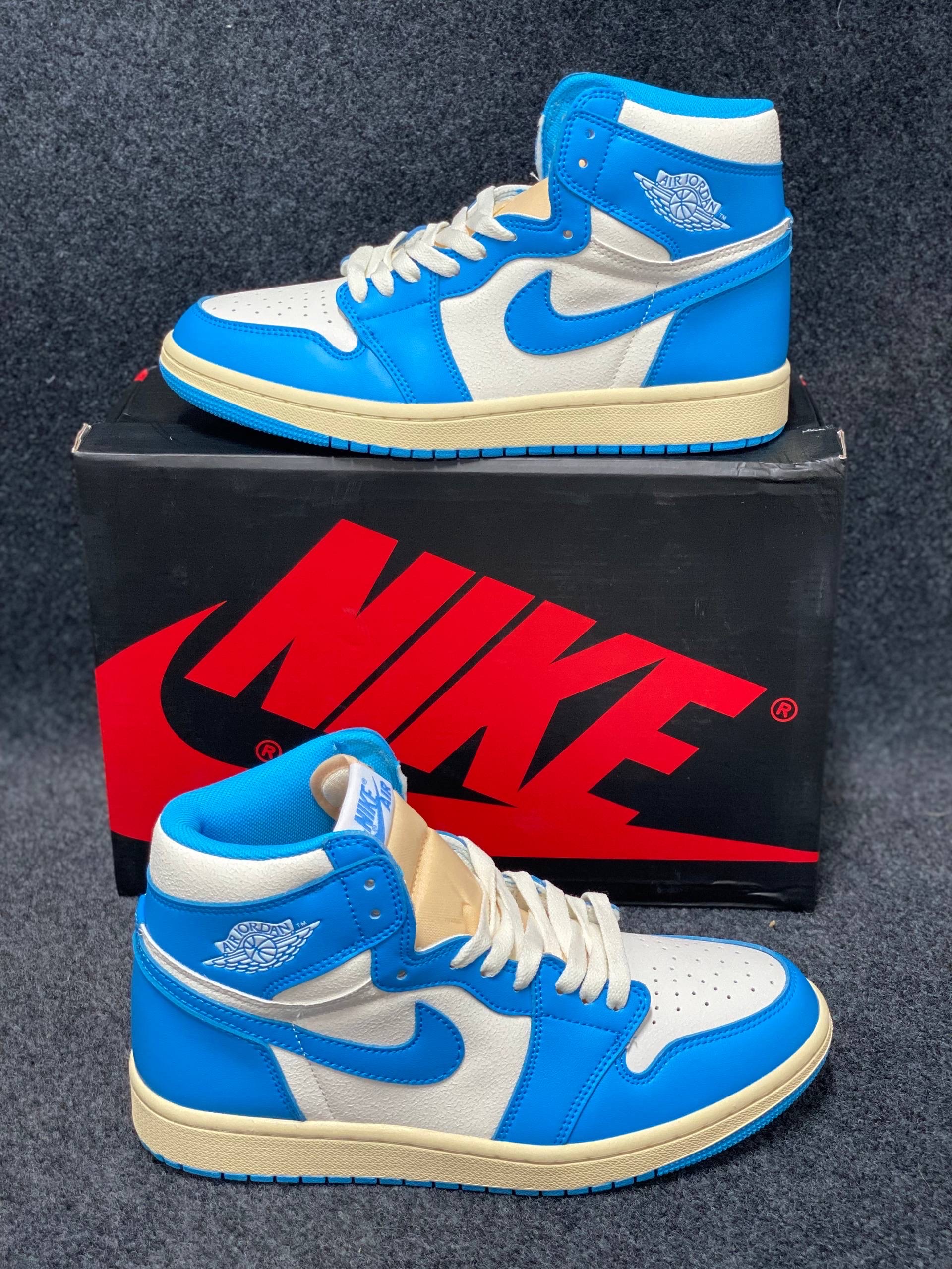 Air Jordan 1 Retro High OG "UNC Reimagined" : "dark powder blue" thumbnail 7