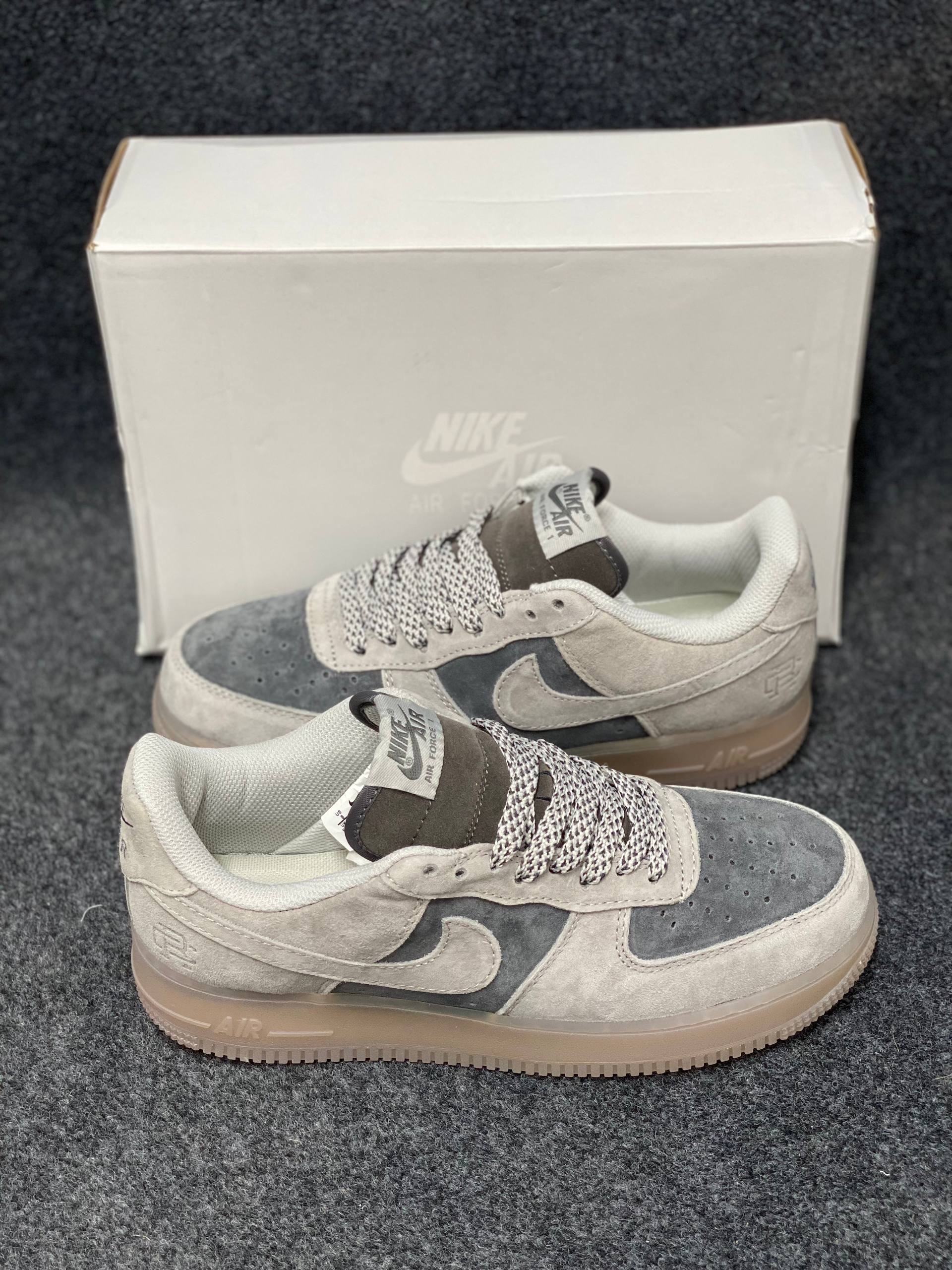 Air Force 1 Low x Reigning Champ: "light grey" thumbnail 5
