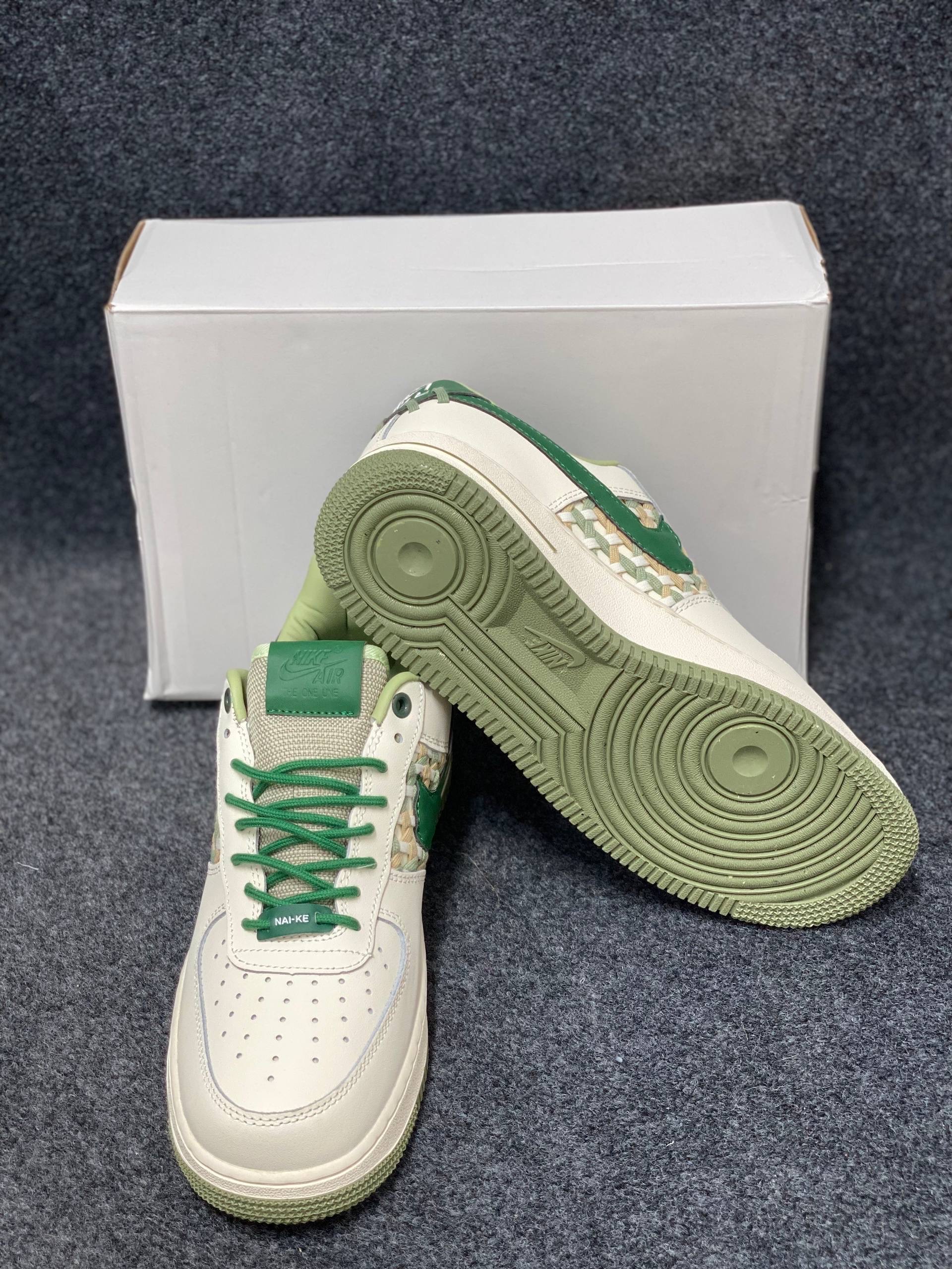 Air Force 1: 'NAI-KE' Bamboo Weave "gorge green" (1:1) thumbnail 9
