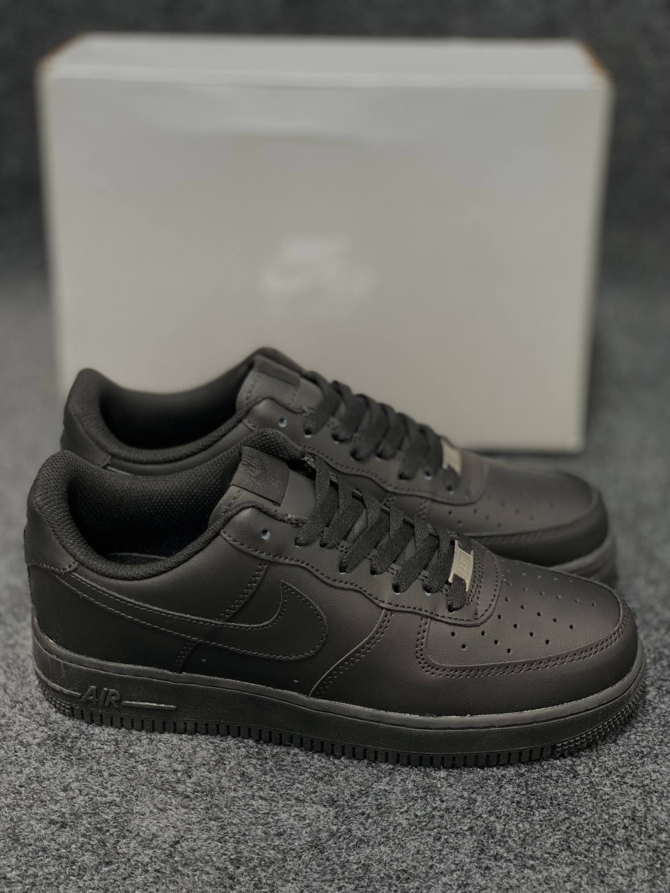 Air Force 1 '07 Low: "triple-black" (1:1)