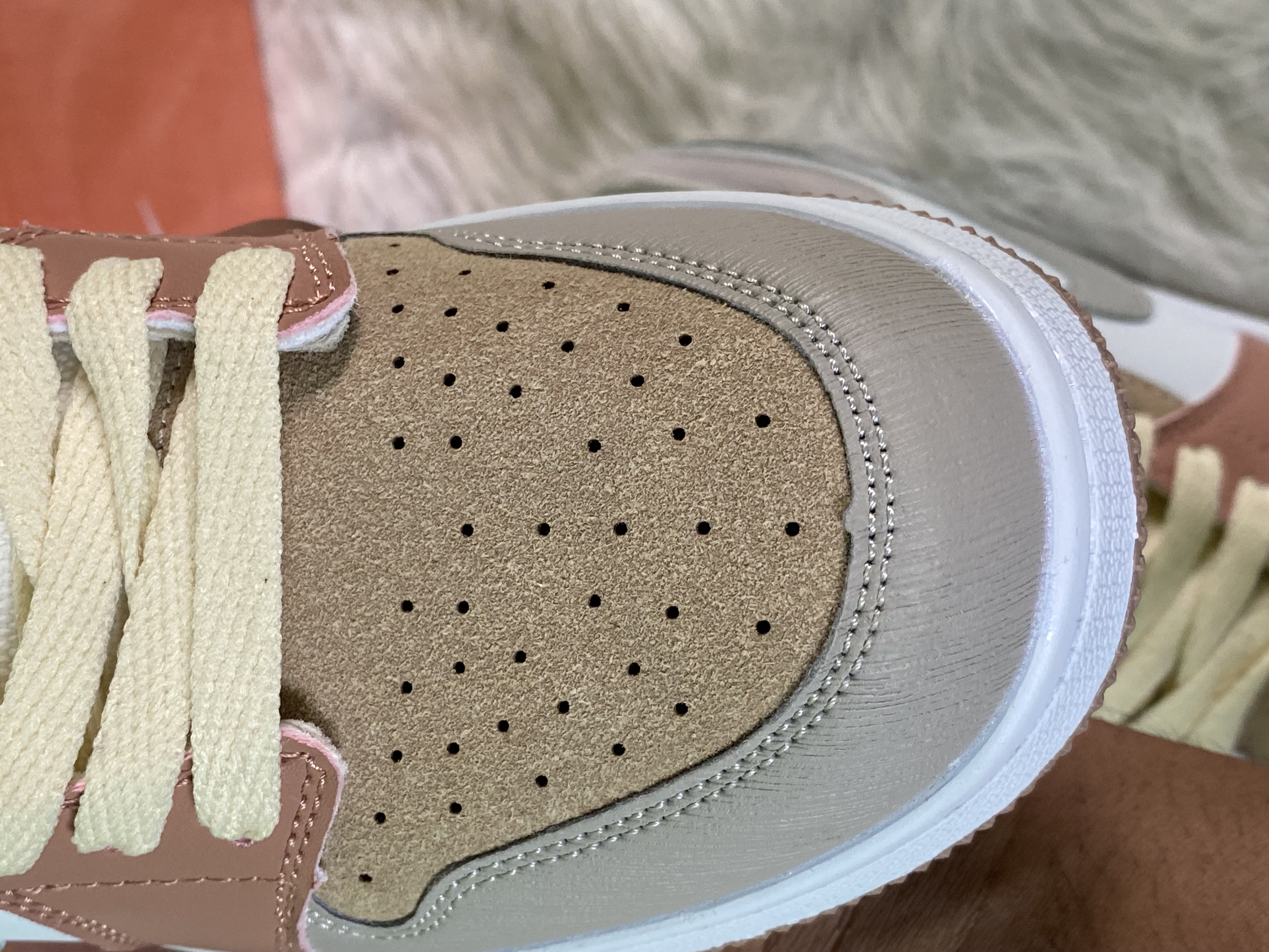 Jordan 1 Low: Milan | beige, coral, and white (OEM) thumbnail 6
