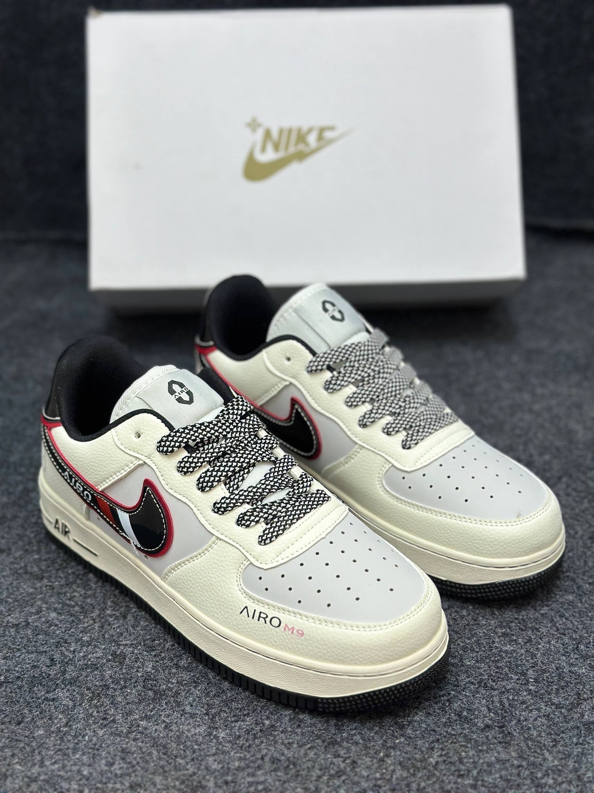 AF-1 "AIRO" and "AIRO M9" (1:1)
