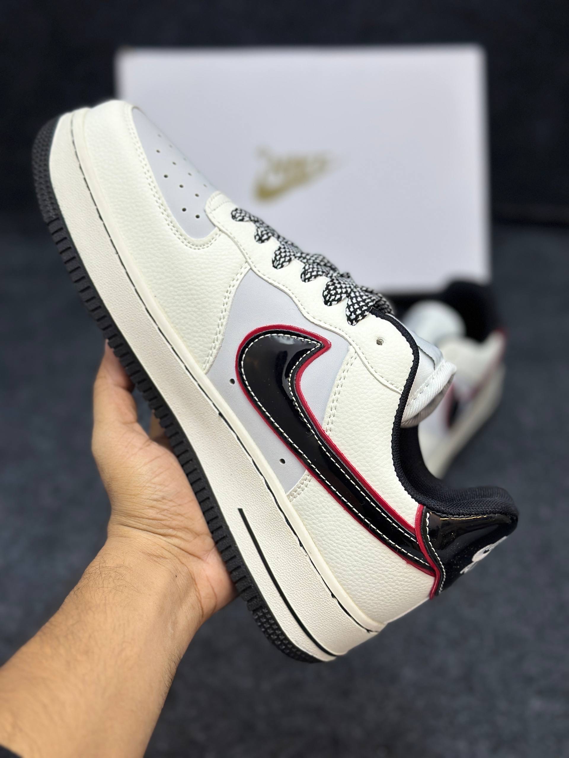 AF-1 "AIRO" and "AIRO M9" (1:1) thumbnail 3