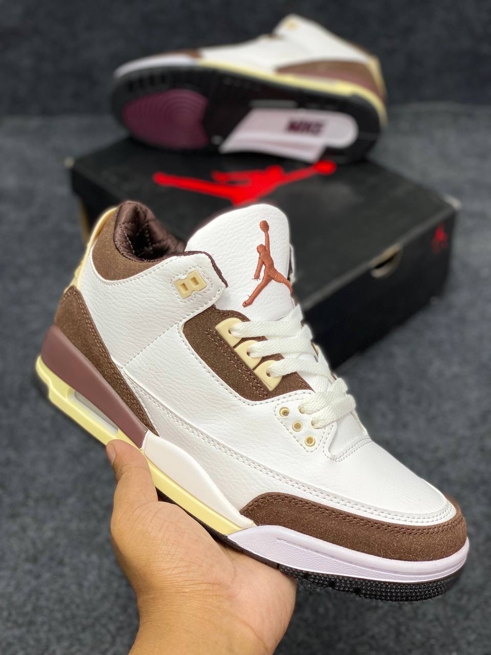 Nike Air Jordan 3 Retro "A Ma Maniére" thumbnail 2
