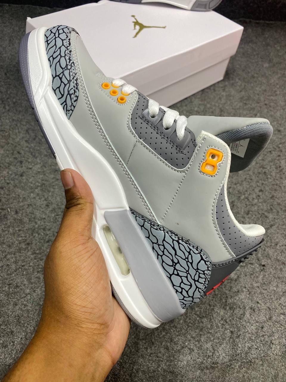 Air Jordan 3 Retro "Cool Grey" thumbnail 5