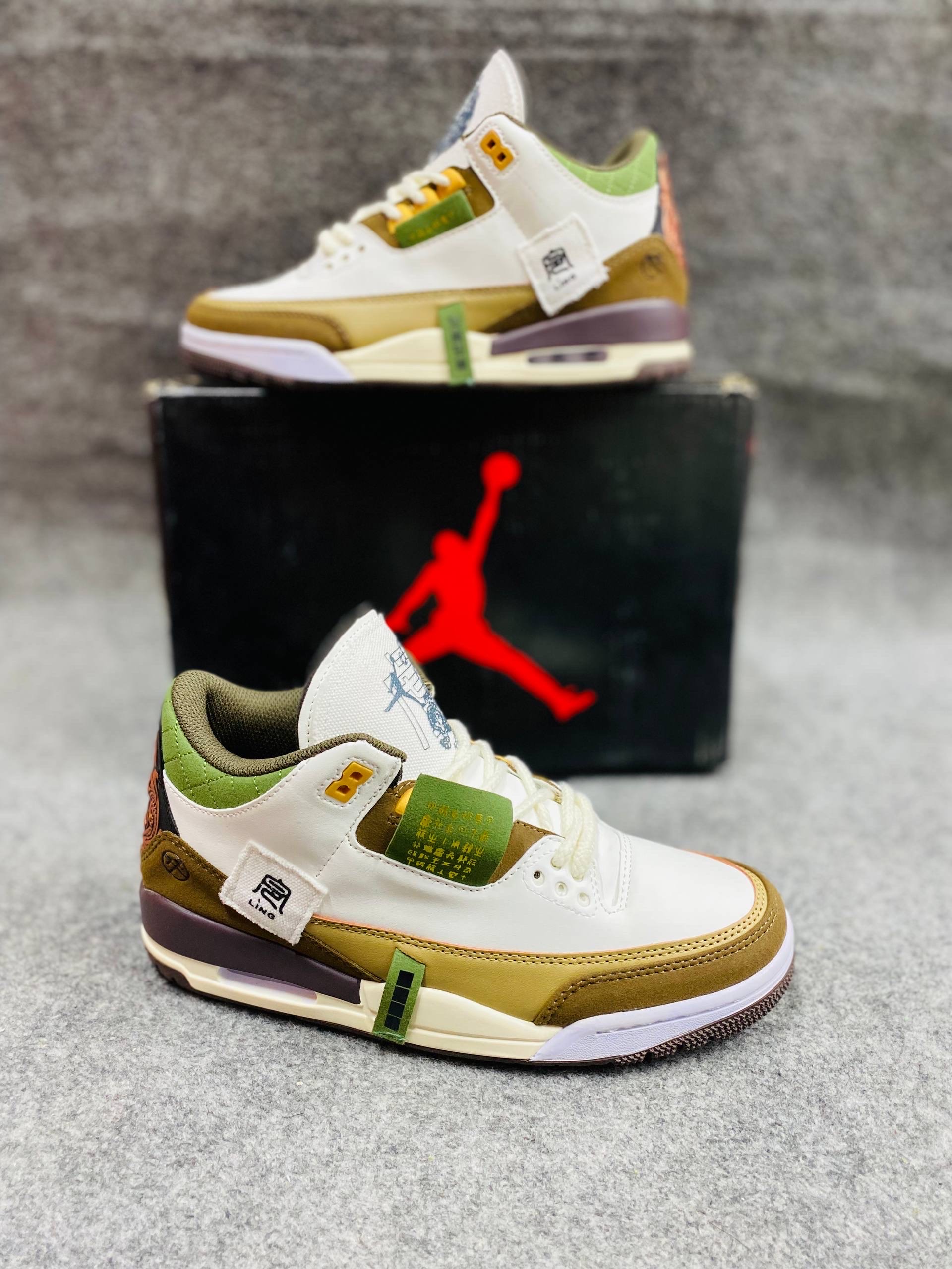 Union LA x Nike Air Jordan 3 Retro in the 'White/Olive' thumbnail 2