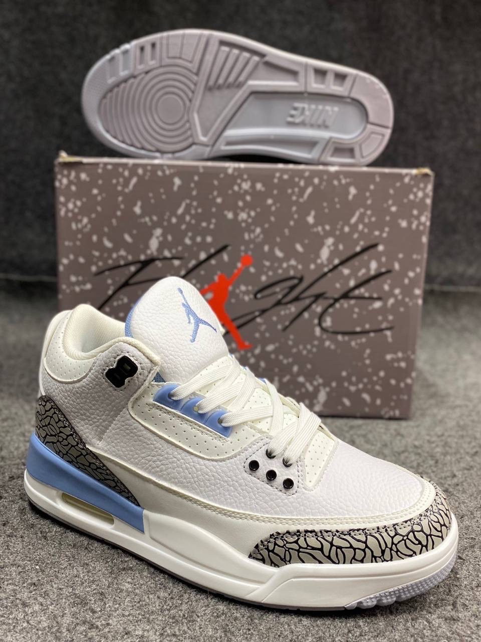 Nike Air Jordan 3 Retro 'UNC'