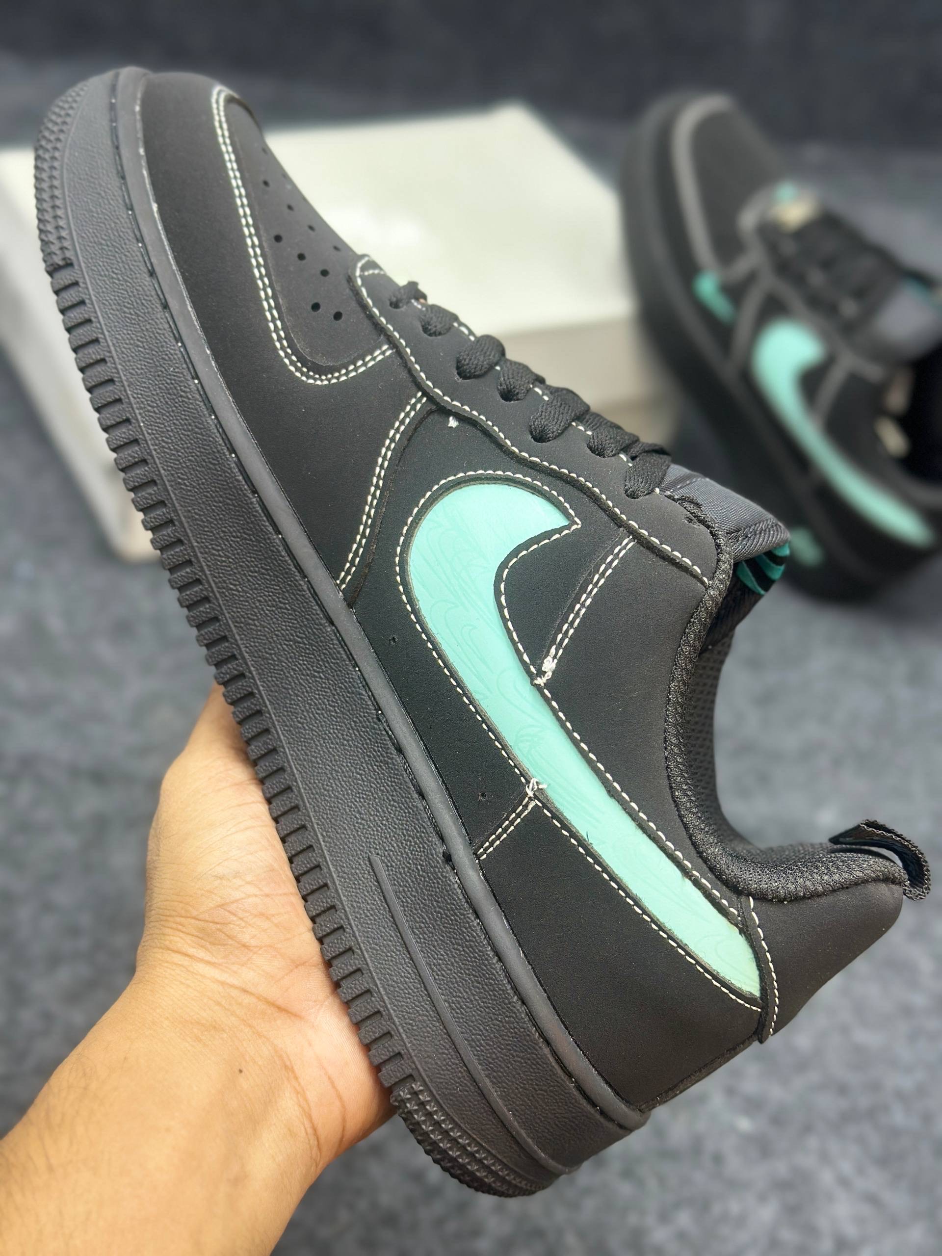 AF-1 "Un-Tiffany" (1:1) thumbnail 3