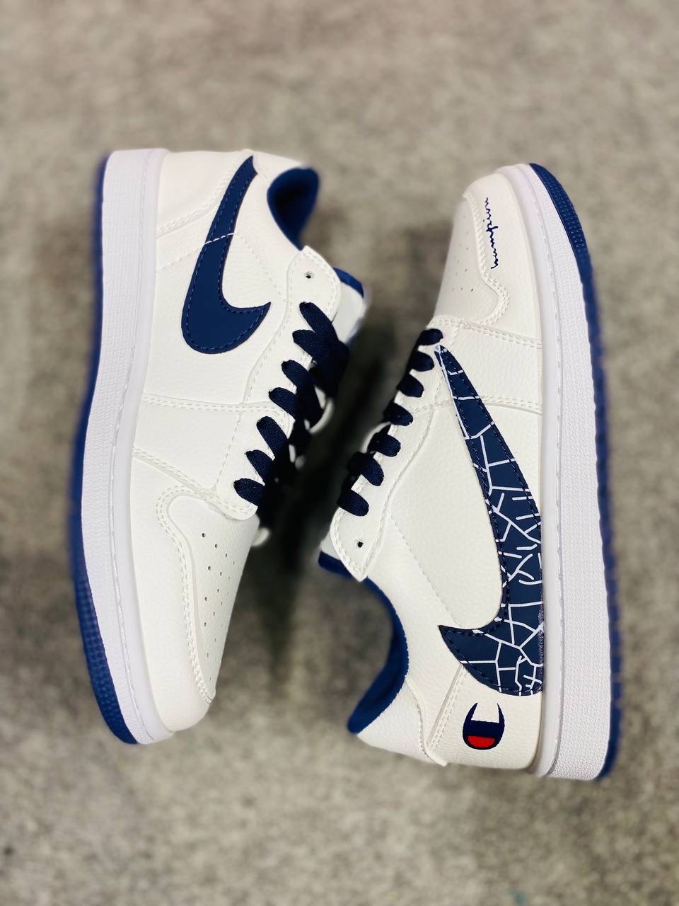 Travis Scott X Jordan 1: "Fragment Design" "Champion" (1:1) thumbnail 6