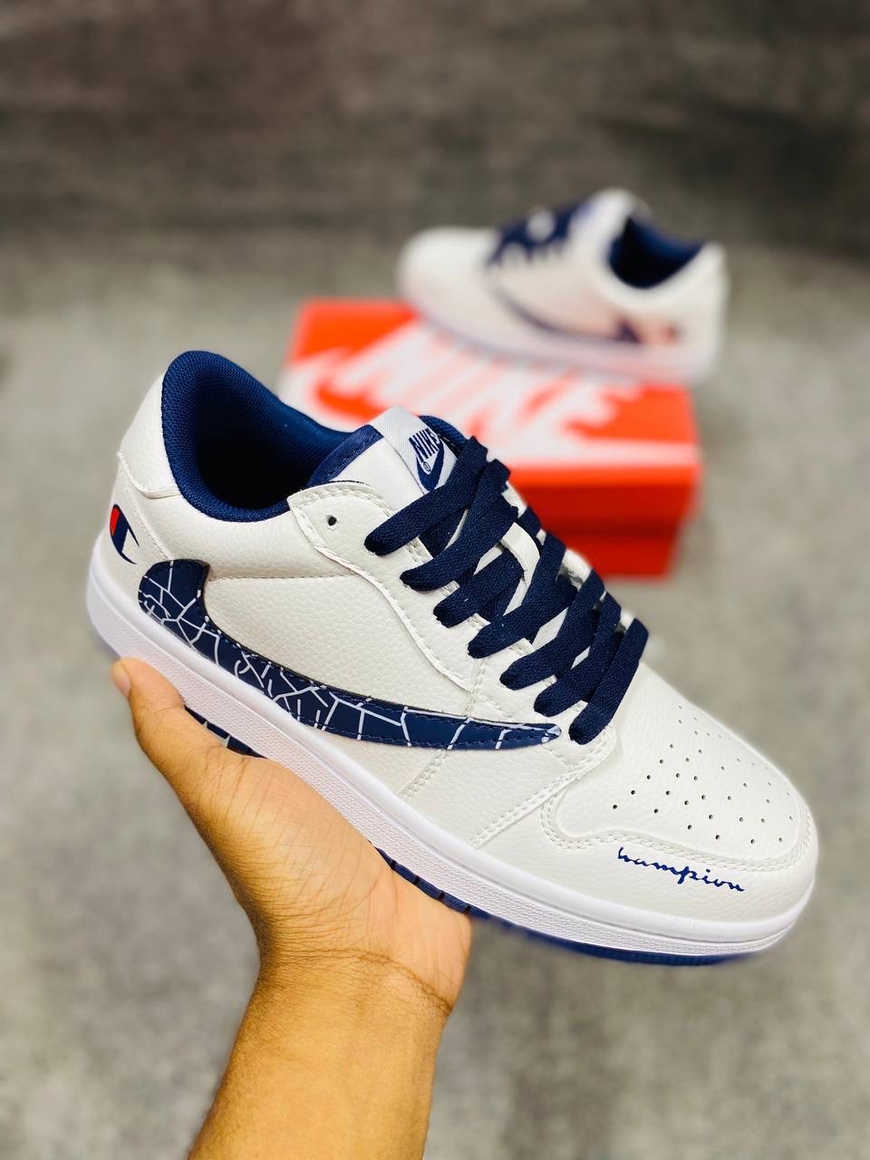 Travis Scott X Jordan 1: "Fragment Design" "Champion" (1:1) thumbnail 3
