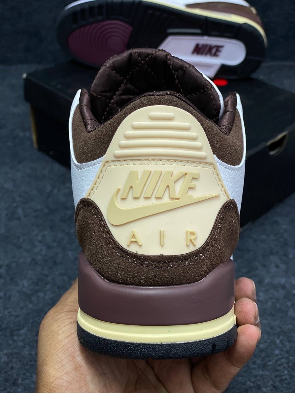 Nike Air Jordan 3 Retro "A Ma Maniére" thumbnail 3