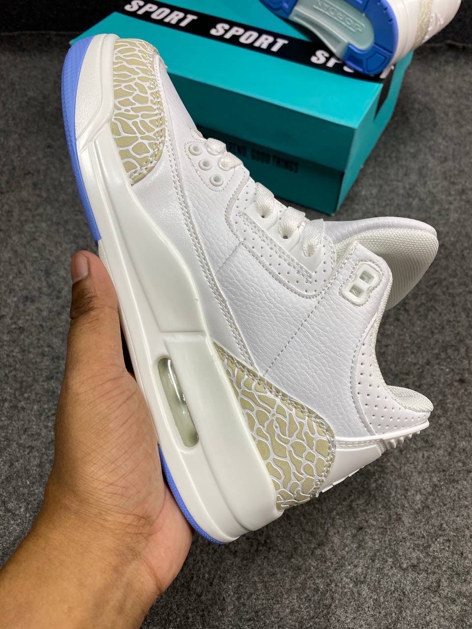 Air Jordan 3 Retro Craft "Ivory" thumbnail 5