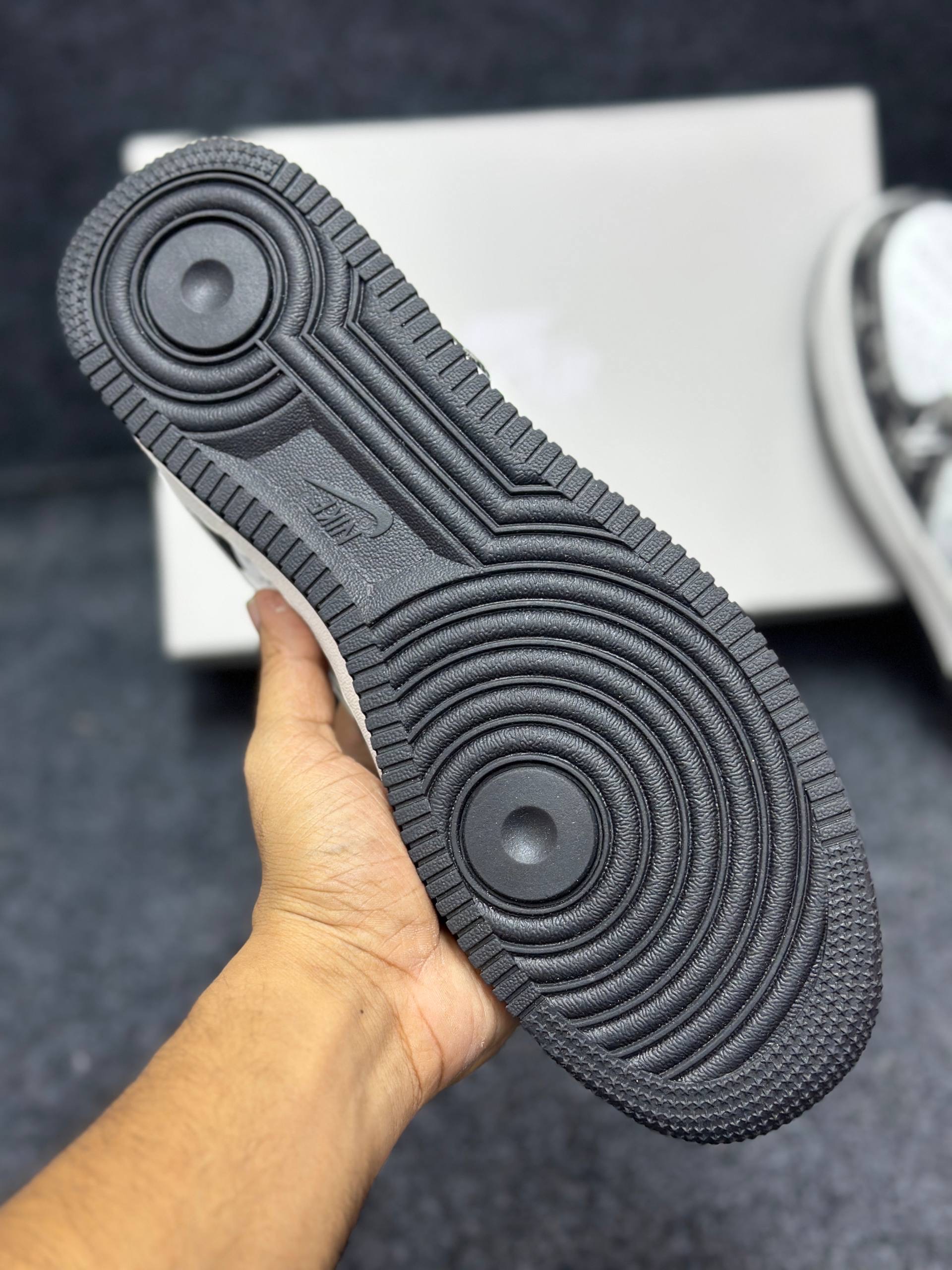 AF-1 LV monogram pattern (1:1) thumbnail 5