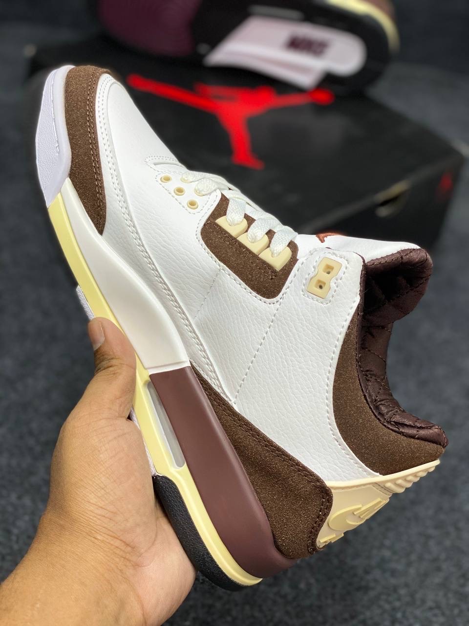 Nike Air Jordan 3 Retro "A Ma Maniére" thumbnail 5