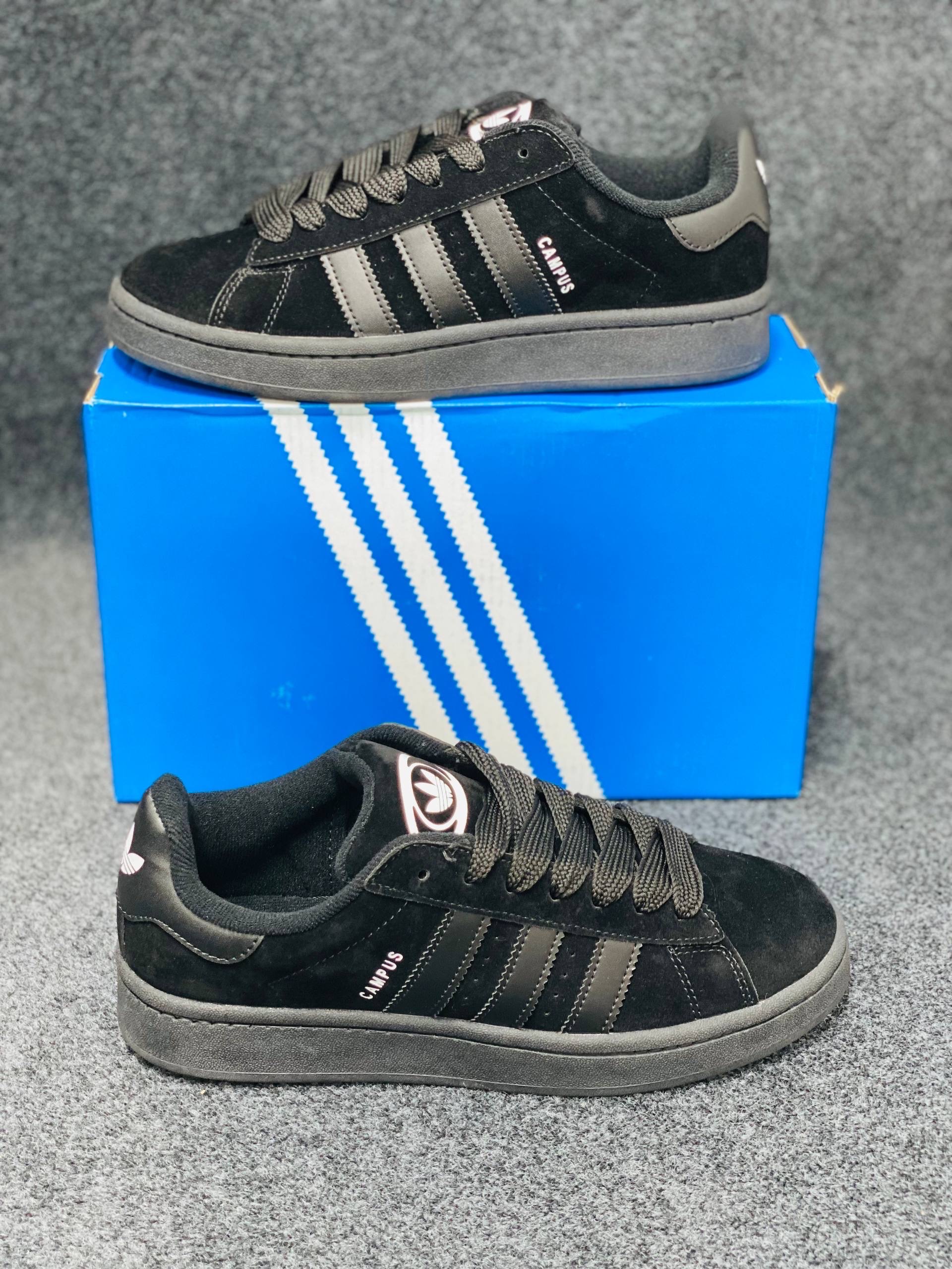 Campus 00s :"Core Black" (1:1) thumbnail 2
