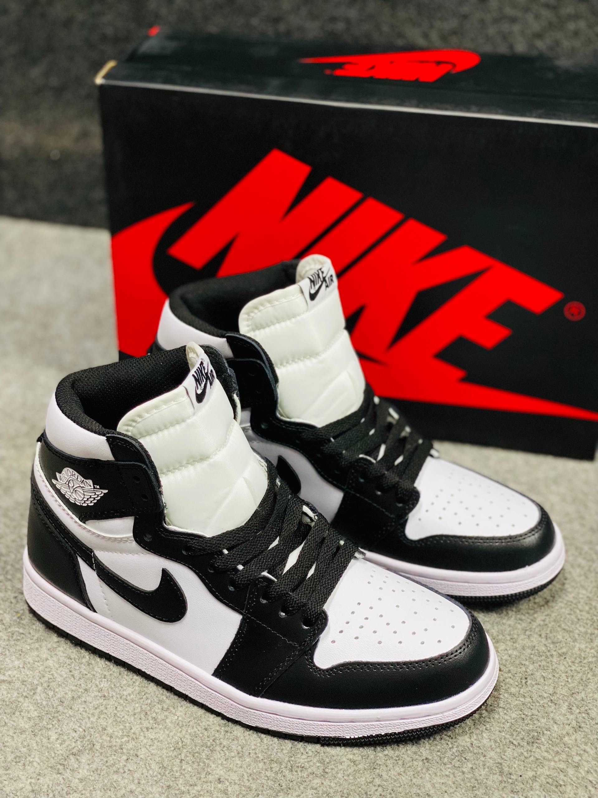 Air Jordan 1 Retro High "Panda"/"Black Toe" (1:1)