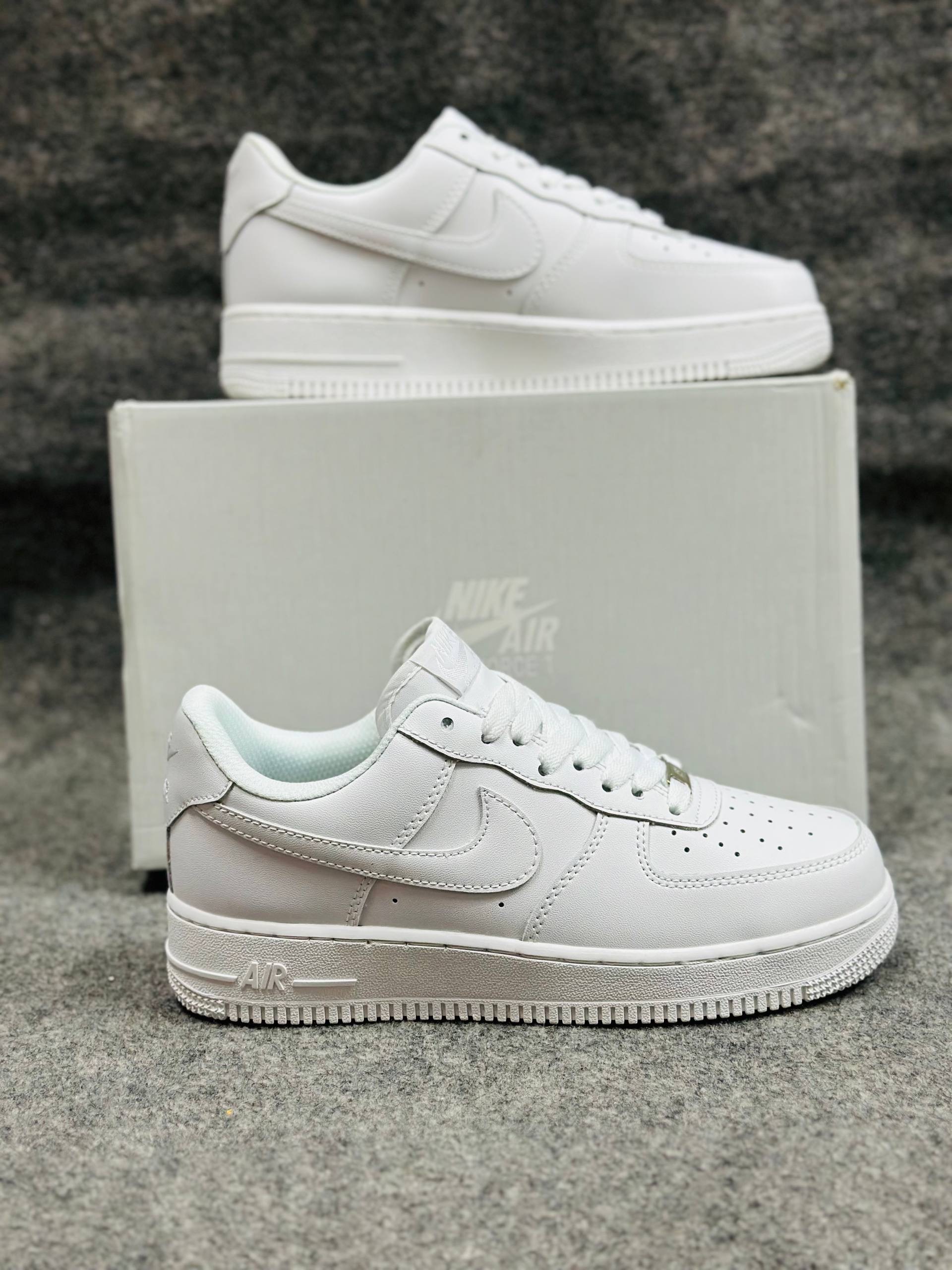 AF-1 Triple White (1:1) thumbnail 8
