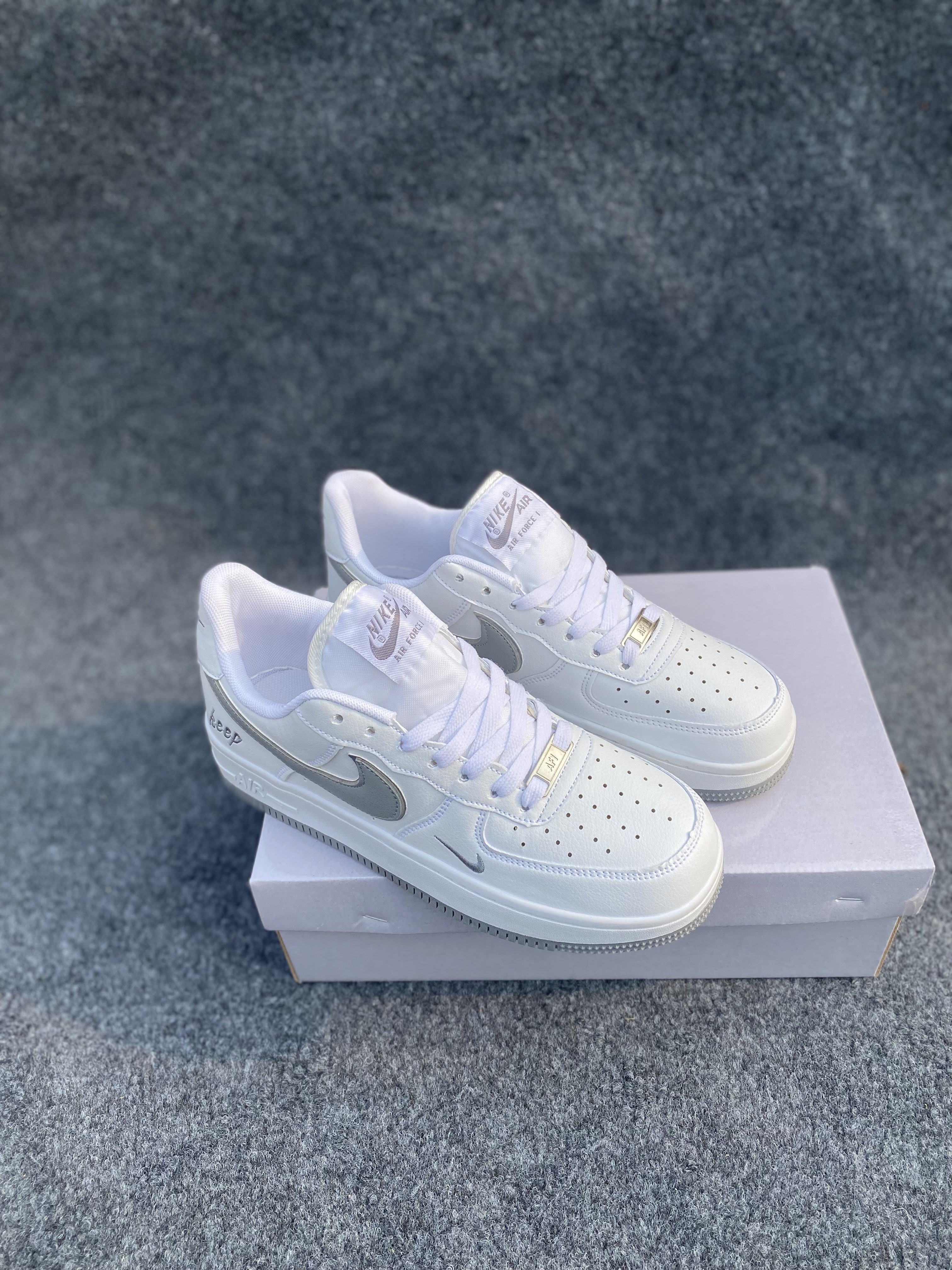 Nike Air Force 1 Custom: "Metallic Silver" (OEM)