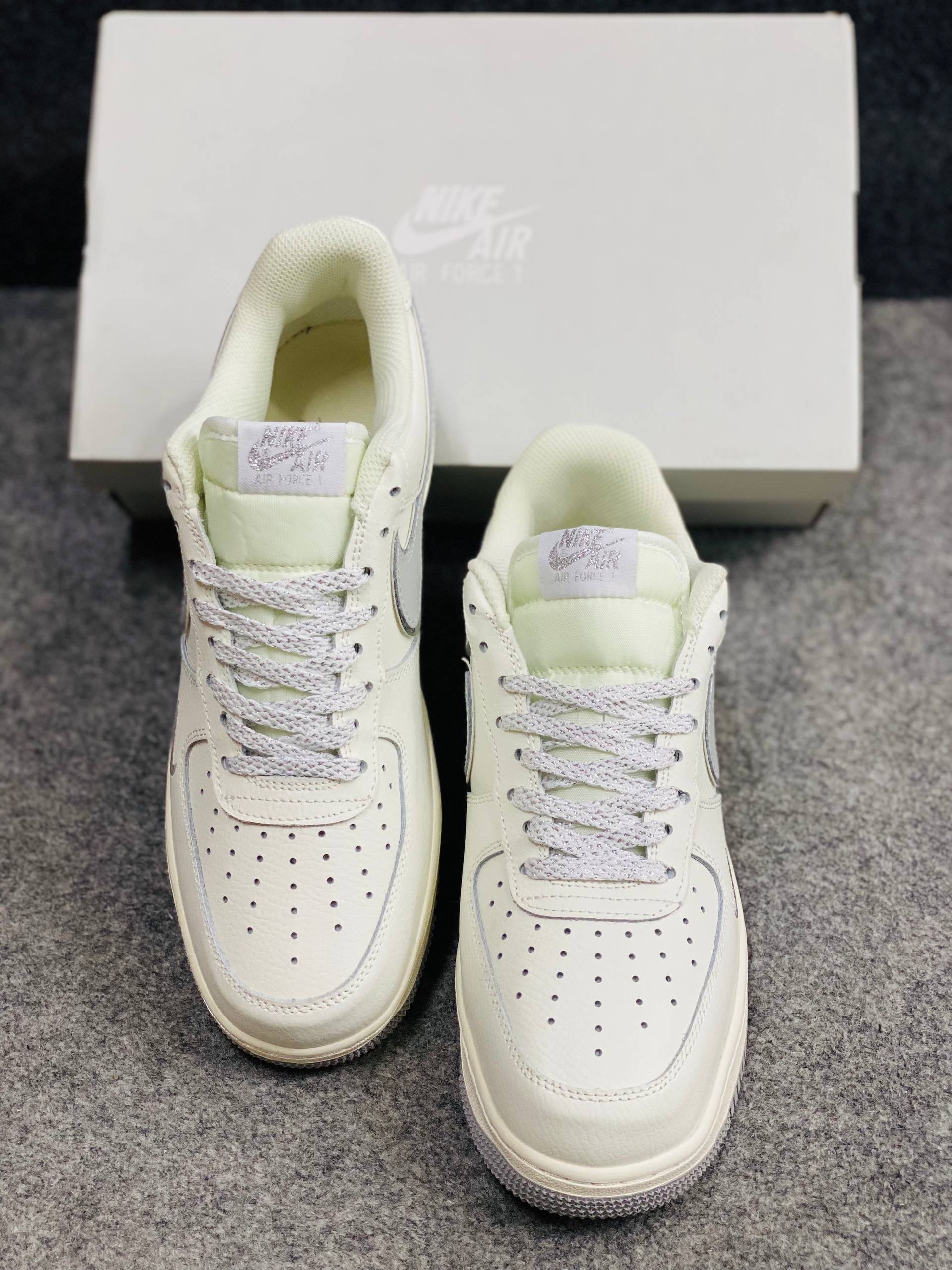 AF-1 "07" (1:1) thumbnail 5