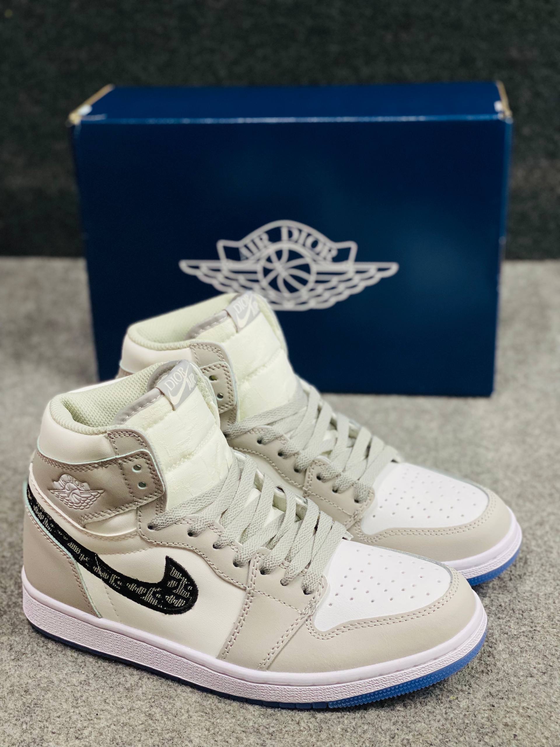 Air Jordan 1 Retro High Dior (1:1)