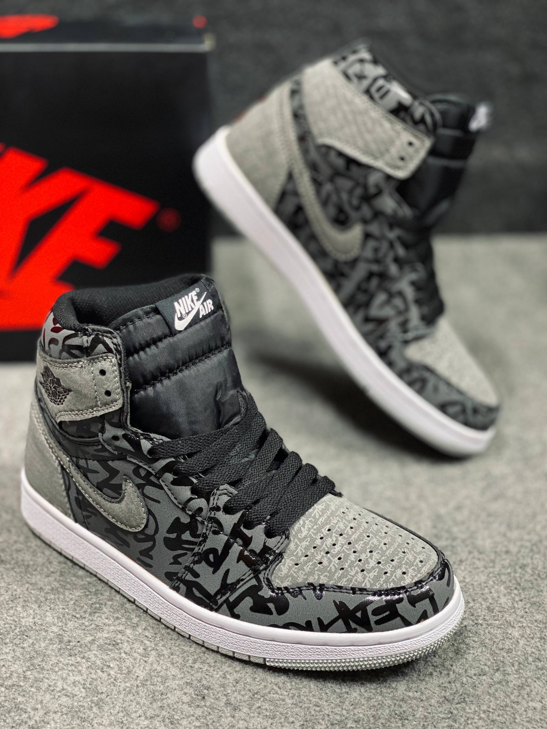 Air Jordan 1 Retro High OG "Rebellionaire" (1:1) thumbnail 7