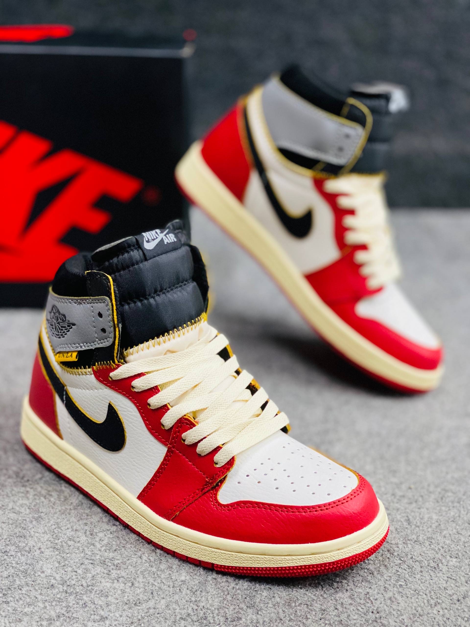 Union LA x Air Jordan 1 High OG "Chicago/Shadow" (1:1) thumbnail 7