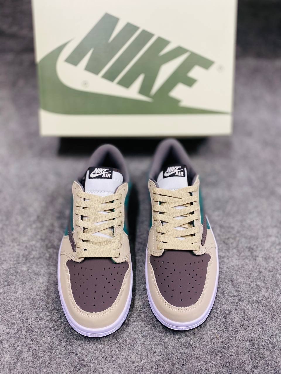 Travis Scott x Nike Air Jordan 1 Low :"Green&Brown" (1:1) thumbnail 5