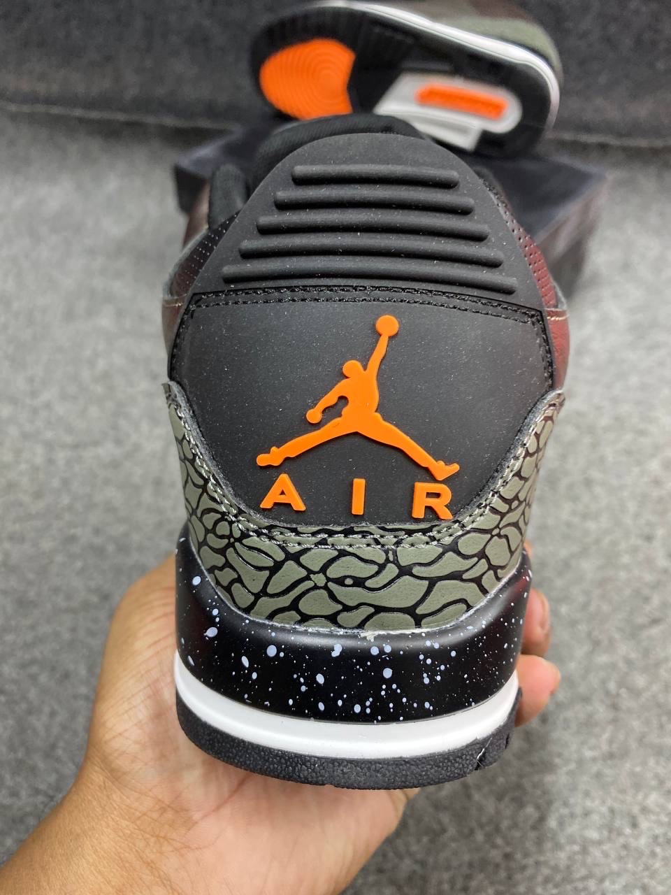 Nike Air Jordan 3 Retro "Fear Pack" thumbnail 3