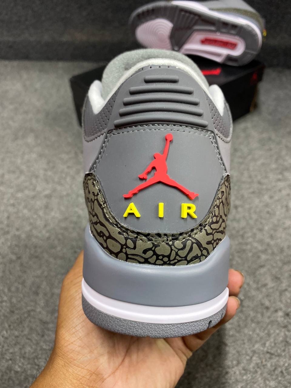 Nike Air Jordan 3 Retro "Cool Grey" thumbnail 3