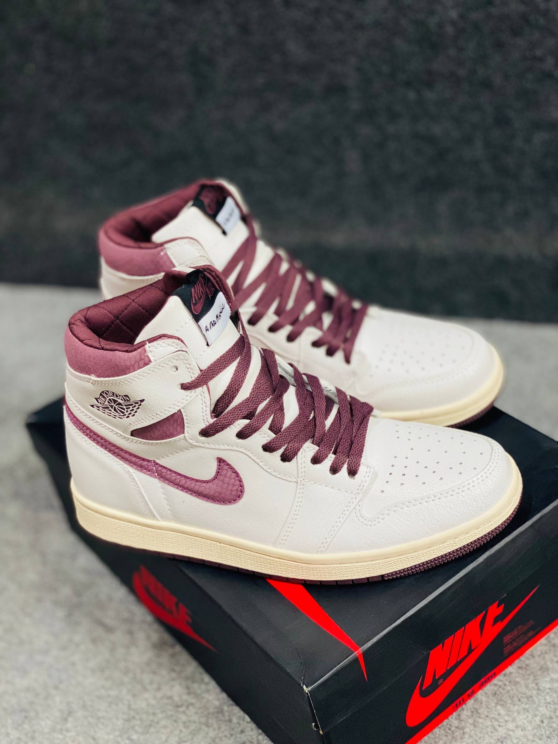 Air Jordan 1 Retro High OG A Ma Maniére (1:1) thumbnail 3
