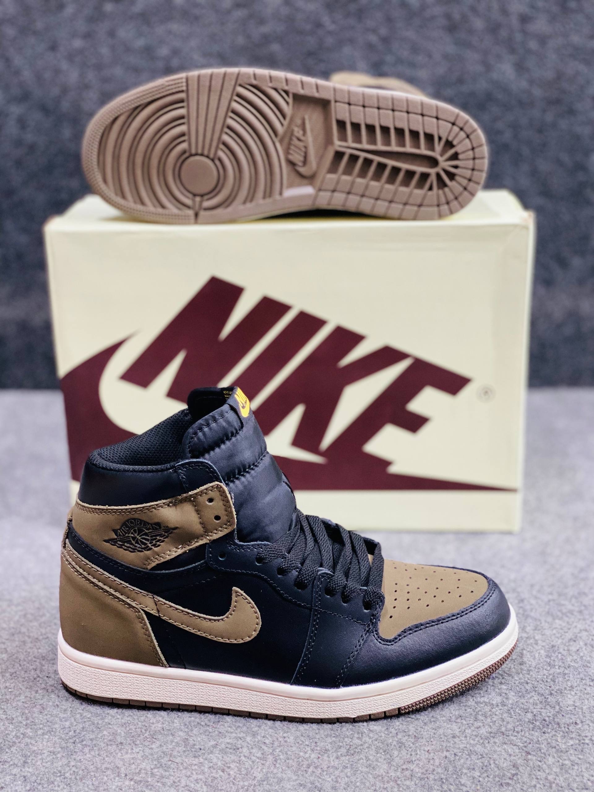 Air Jordan 1 Retro High OG "Palomino" (1:1) thumbnail 7