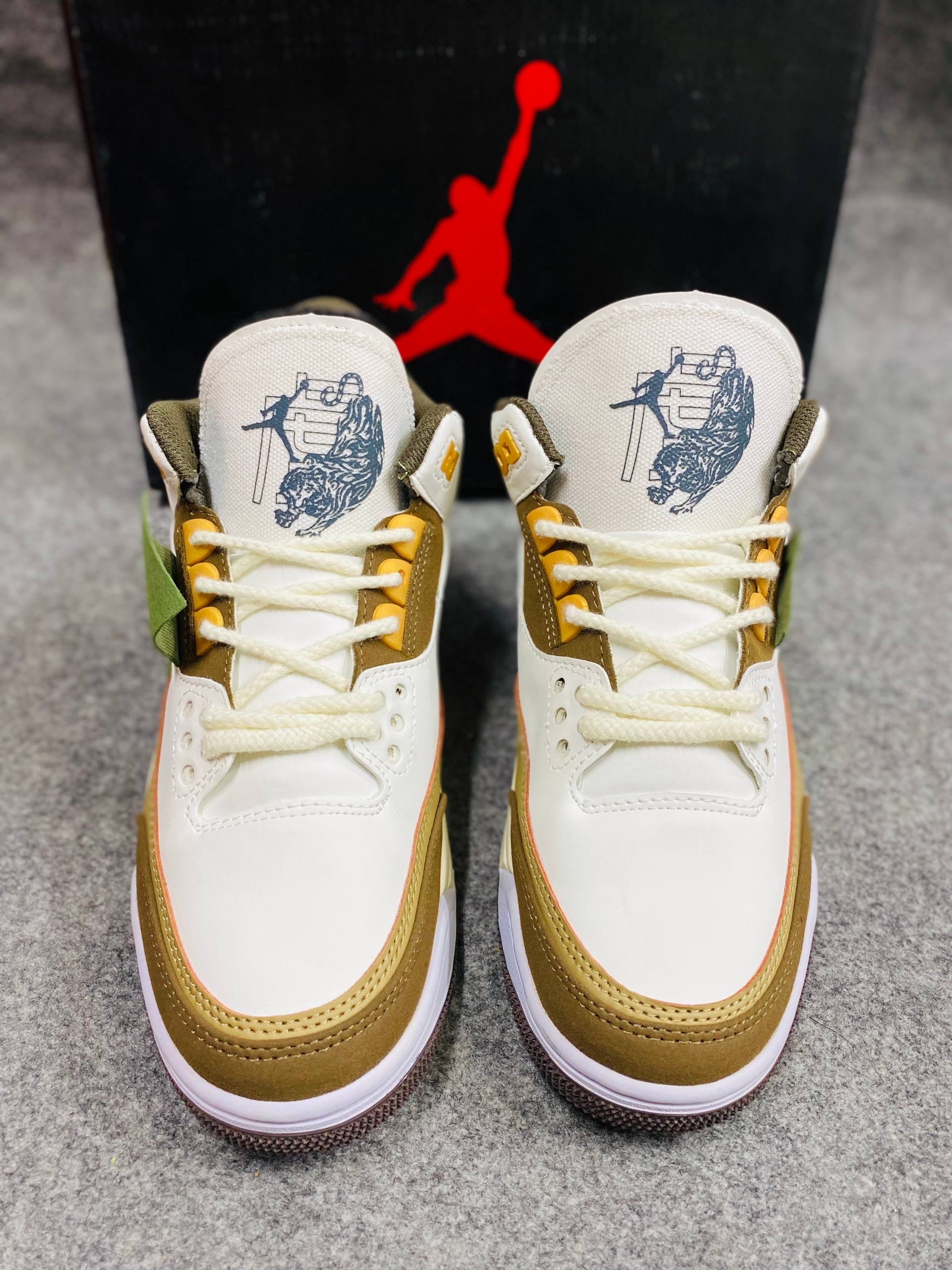 Union LA x Nike Air Jordan 3 Retro in the 'White/Olive' thumbnail 6