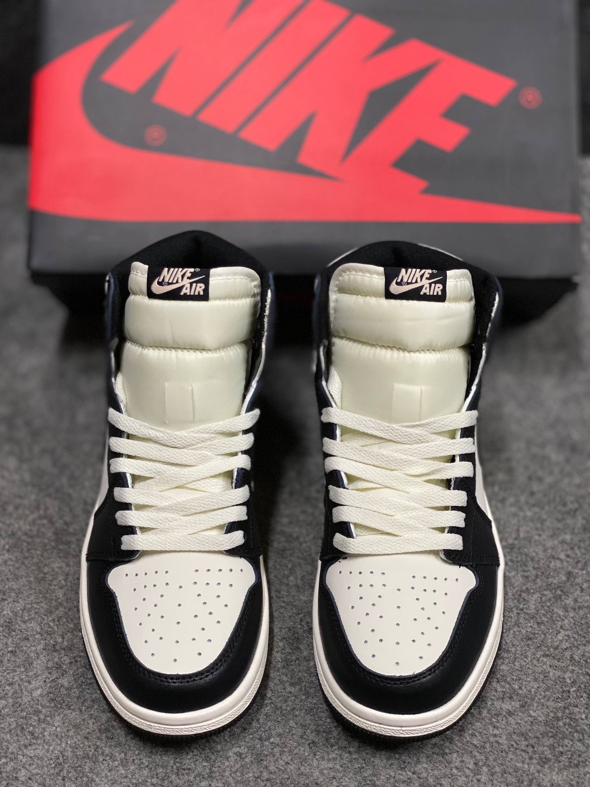 Air Jordan 1 Retro High OG "Dark Mocha" (1:1) thumbnail 7