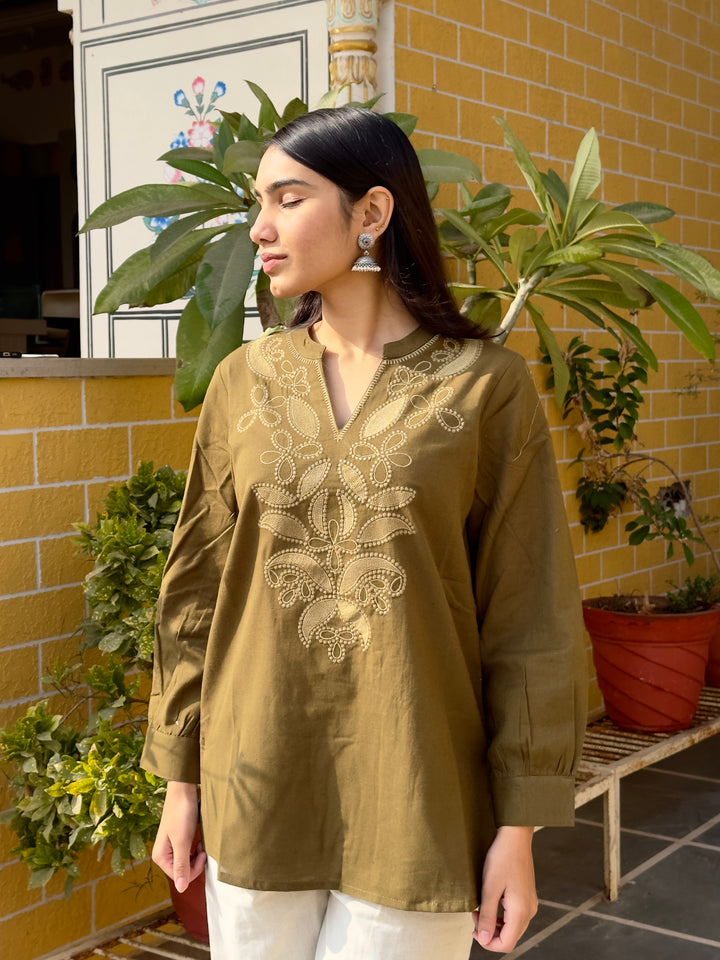 Trendy Embroidery Kamiz Top (1 piece)_img_2
