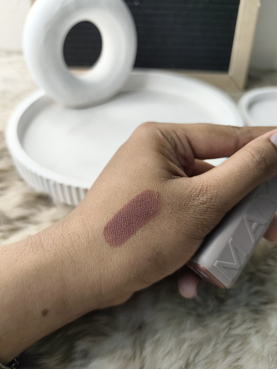 Maybelline Moisturizing Serum Lipstick - 006 Hold The Door_img_2