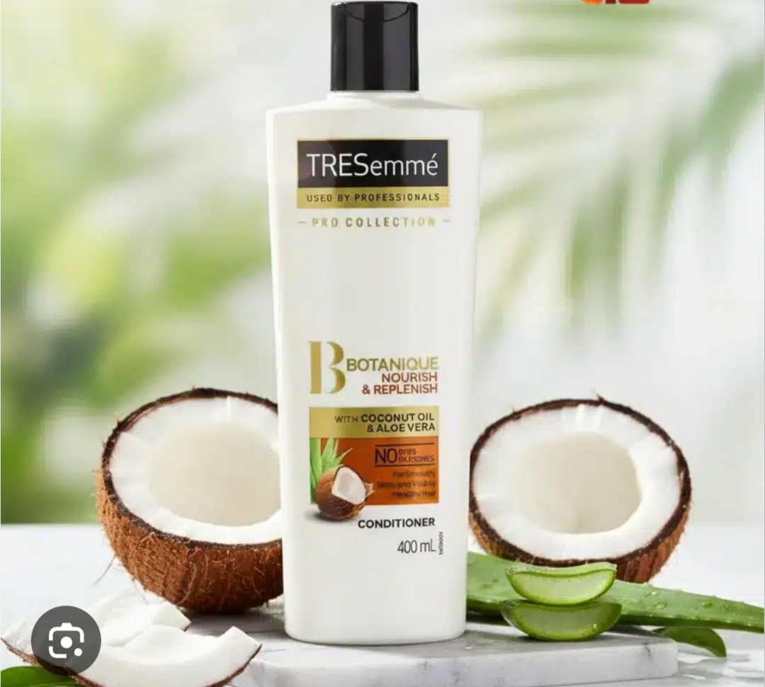 TRESemmé Botanique Nourish & Replenish Conditioner-400 ml_img_1