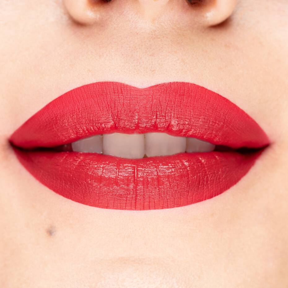 NYX Lip Lingerie XXL Lipstick Shade:it`s hotter_img_1