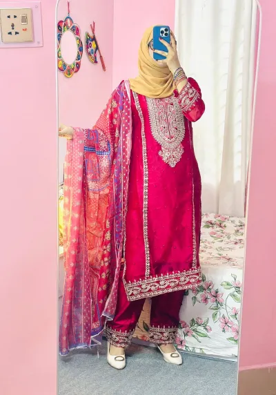Magenta Elegance_img_3