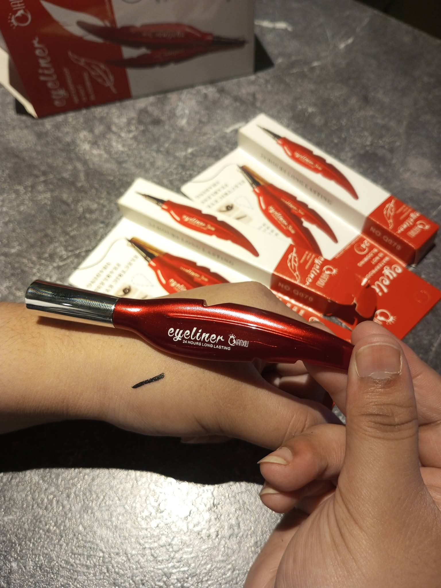 Feather Eyeliner 2.5g