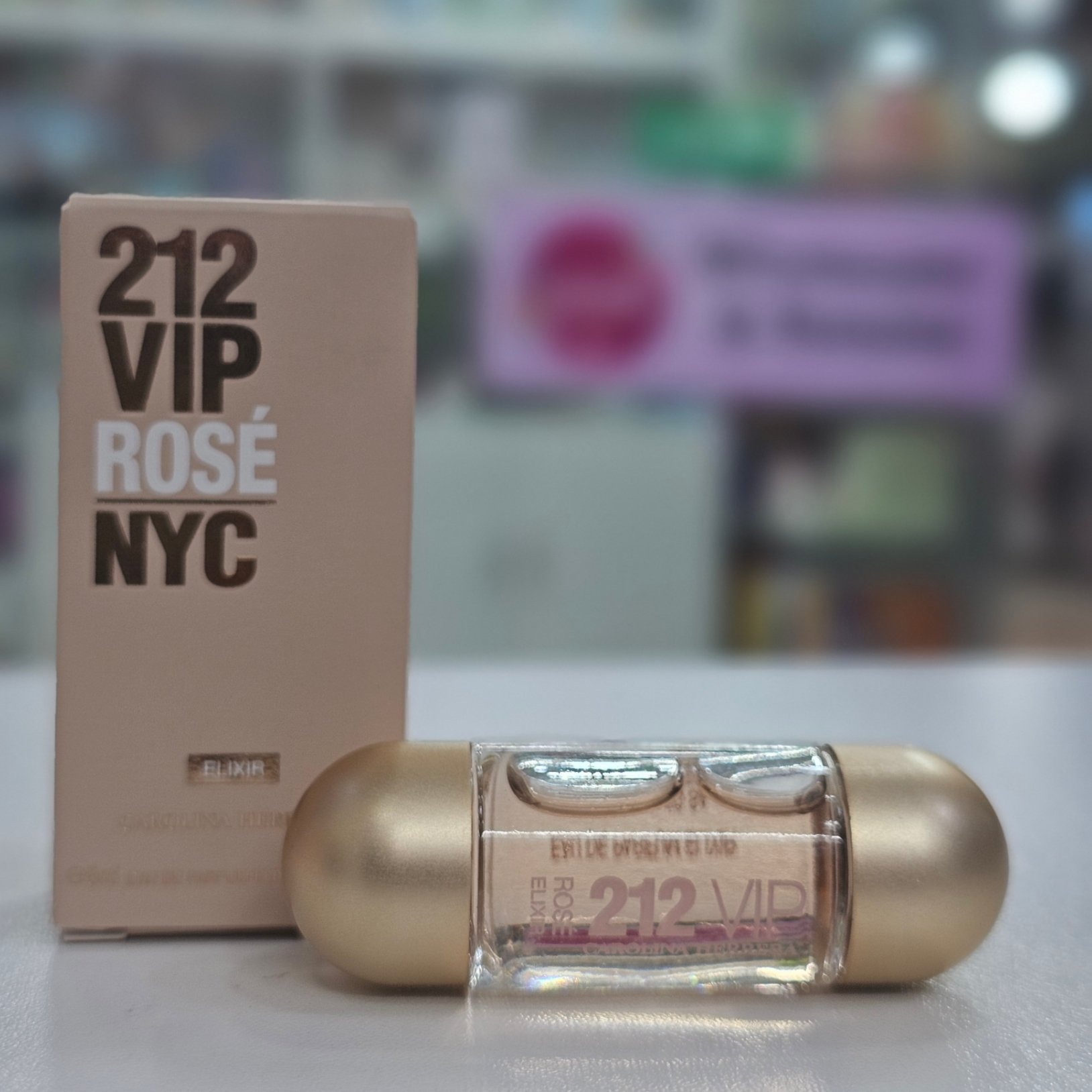 Carolina Herrera 212 Vip Rosé Elixir Eau De Parfum Mini 5ml_img_1